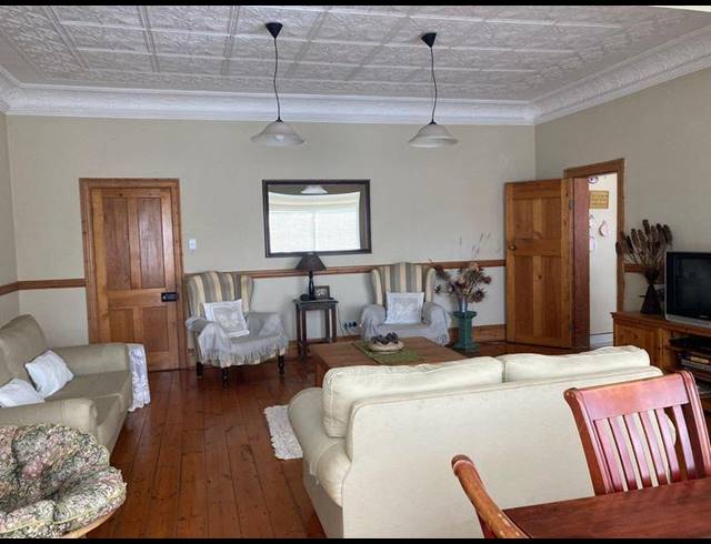 4 BEDROOM HOUSE FOR SALE IN GREYTOWN